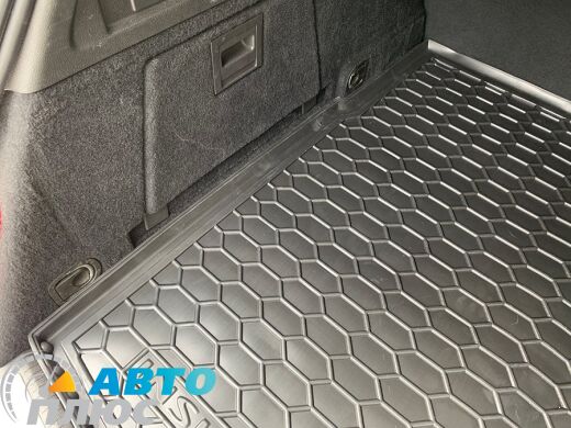 Автомобильный коврик в багажник Opel Insignia 2013- Universal (Avto-Gumm)