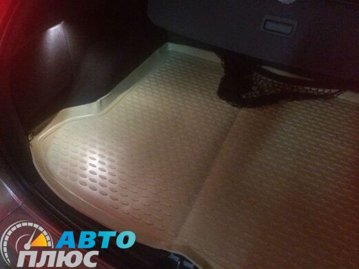 Автомобильный коврик в багажник Volvo XC60 2017- бежевый (AVTO-Gumm)