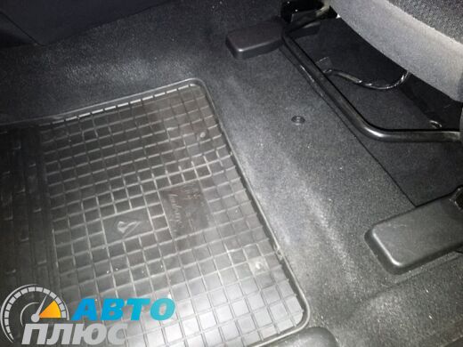 Резиновые коврики в салон Mazda 3 2004-2009 (Stingray)
