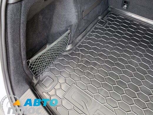 Автомобильный коврик в багажник Audi Q5 2016- (AVTO-Gumm)