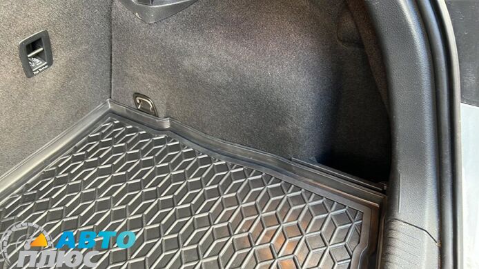 Автомобильный коврик в багажник Volkswagen e-Golf 7 2013- (Avto-Gumm)