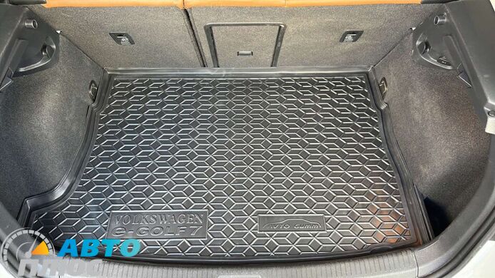 Автомобильный коврик в багажник Volkswagen e-Golf 7 2013- (Avto-Gumm)