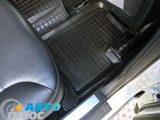 Автомобильные коврики в салон Mercedes GL (X164) 2006- (Avto-Gumm)