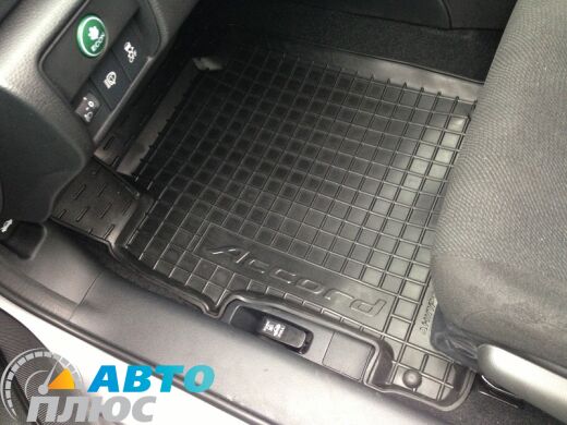 Автомобильные коврики в салон Honda Accord 2013-2016 (Avto-Gumm)