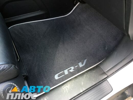 Honda CR-V 2013- Как лежат текстильные коврики в салоне купить в АвтоПлюс