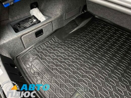 Автомобильный коврик в багажник BMW 3 (E90) 2005- Sedan (AVTO-Gumm)