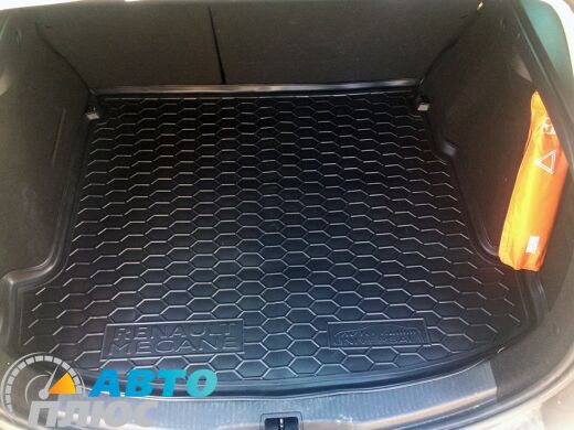 Автомобильный коврик в багажник Renault Megane 3 2009- Universal (с ушами) (Avto-Gumm)