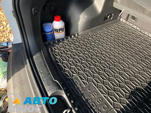 Автомобильный коврик в багажник Jeep Cherokee 2014- (AVTO-Gumm)