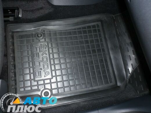 Автомобильные коврики в салон Skoda Fabia 3 2015- (Avto-Gumm)
