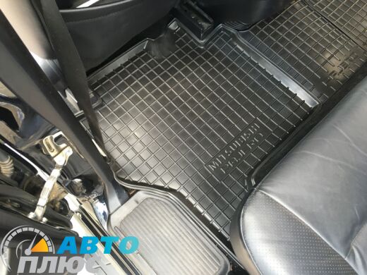 Автомобільні килимки в салон Mitsubishi Pajero Wagon 3/4 99-/07- (Avto-Gumm)