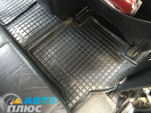 Автомобільні килимки в салон Mitsubishi Pajero Wagon 3/4 99-/07- (Avto-Gumm)