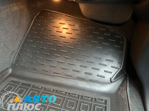 Автомобильные коврики в салон Jeep Grand Cherokee (WK2) 2010- (Avto-Gumm)