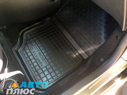 Передние коврики в автомобиль Citroen C-Elysee 2013- (Avto-Gumm)