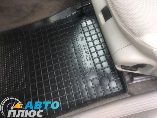 Автомобільні килимки в салон Mercedes E (W211) 2002- (Avto-Gumm)
