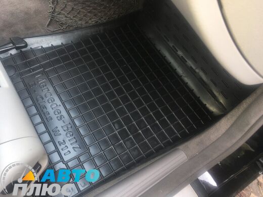Автомобільні килимки в салон Mercedes E (W211) 2002- (Avto-Gumm)