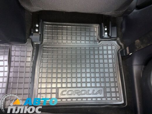 Автомобільні килимки в салон Toyota Corolla 2013-2019 (Avto-Gumm)