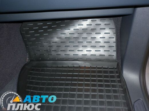Автомобільні килимки в салон Volkswagen Touareg 2010- (Avto-Gumm)