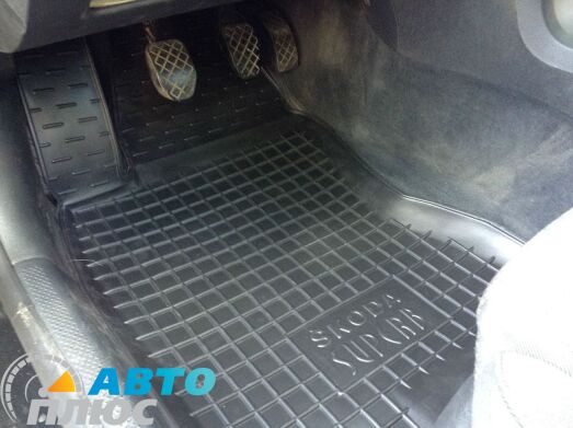 Автомобильные коврики в салон Skoda SuperB 2001-2008 (AVTO-Gumm)