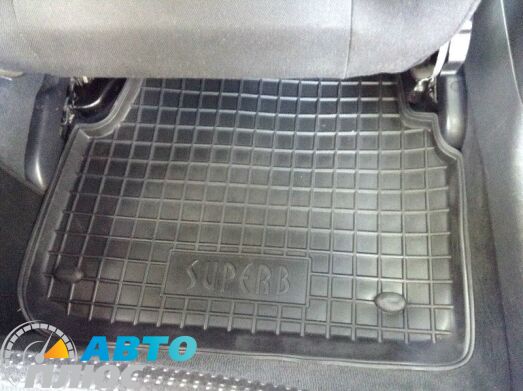 Автомобильные коврики в салон Skoda SuperB 2001-2008 (AVTO-Gumm)