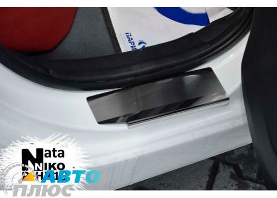 Накладки на пороги Hyundai Veloster 2011- (Premium)