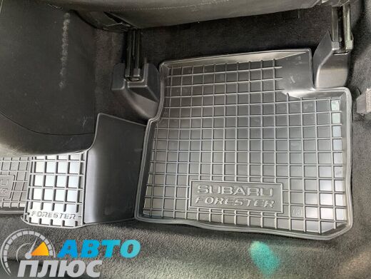 Автомобільні килимки в салон Subaru Forester 3 2008-2013 (Avto-Gumm)