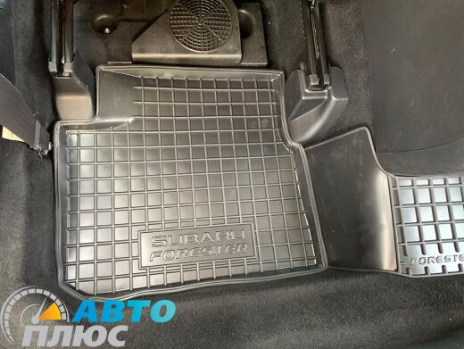 Автомобільні килимки в салон Subaru Forester 3 2008-2013 (Avto-Gumm)