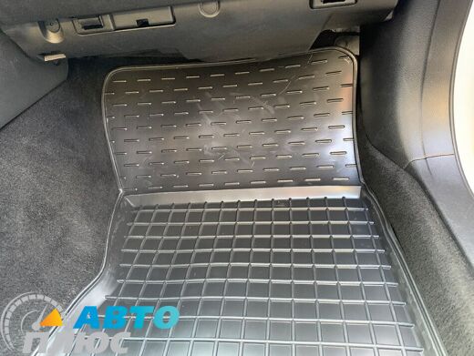 Автомобільні килимки в салон Subaru Forester 3 2008-2013 (Avto-Gumm)