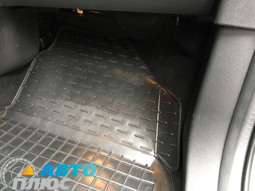 Автомобильные коврики в салон Ford Kuga 2013- (Avto-Gumm)