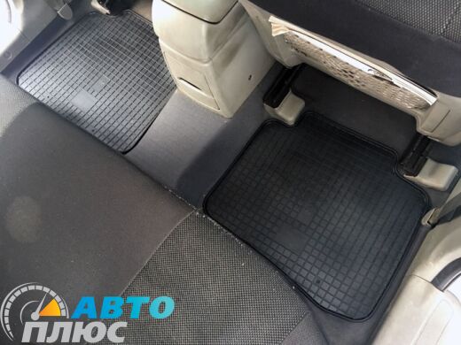 Резиновые коврики в салон Kia Cerato 2004- (Stingray)