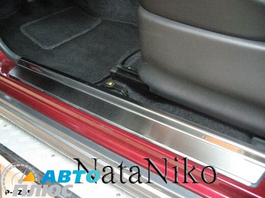 Накладки на пороги Suzuki Jimny 1998- (Premium)