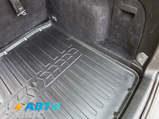 Коврик в багажник для Volkswagen Golf 4 1998- Universal (Stingray)