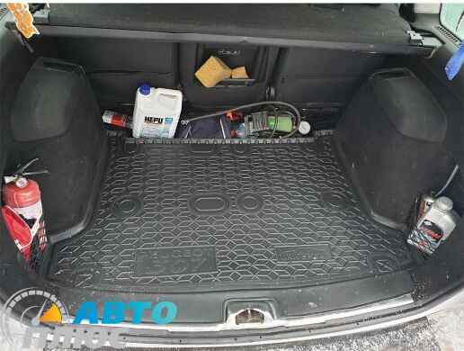 Автомобильный коврик в багажник Peugeot 307 2001- Universal (AVTO-Gumm)