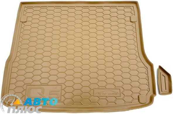 Автомобильный коврик в багажник Audi Q5 2009- бежевый (AVTO-Gumm)