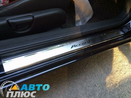 Накладки на пороги Honda Accord Coppe USA 2008- (Premium)