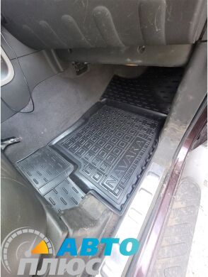 Автомобильные коврики в салон Nissan Navara Double Cab 2010- (AVTO-Gumm)