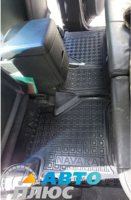Автомобильные коврики в салон Nissan Navara Double Cab 2010- (AVTO-Gumm)