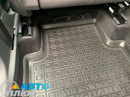 Автомобильные коврики в салон Volkswagen Tiguan 2016- (Avto-Gumm)