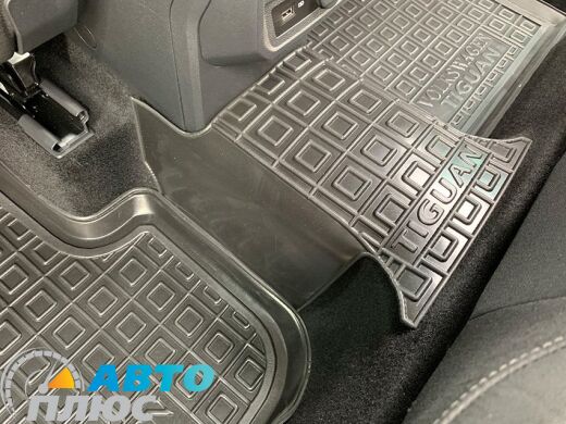 Автомобильные коврики в салон Volkswagen Tiguan 2016- (Avto-Gumm)