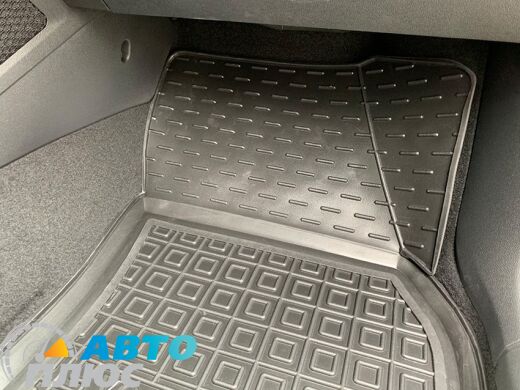 Автомобильные коврики в салон Volkswagen Tiguan 2016- (Avto-Gumm)
