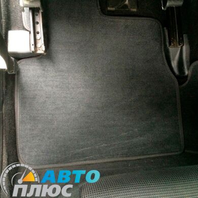 Mazda 6 2002- реальное фото текстильных ковриков как лежат в машине купить черные бизнес Avtoplus.com.ua
