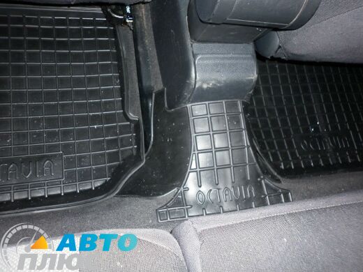 Автомобильные коврики в салон SKODA Octavia Tour 1996-2010 (AVTO-Gumm)