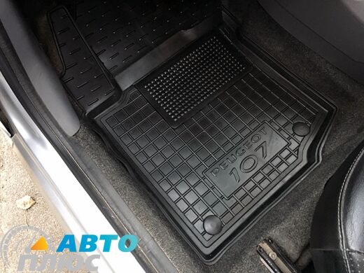 Передние коврики в автомобиль Peugeot 107 2005- (Avto-Gumm)