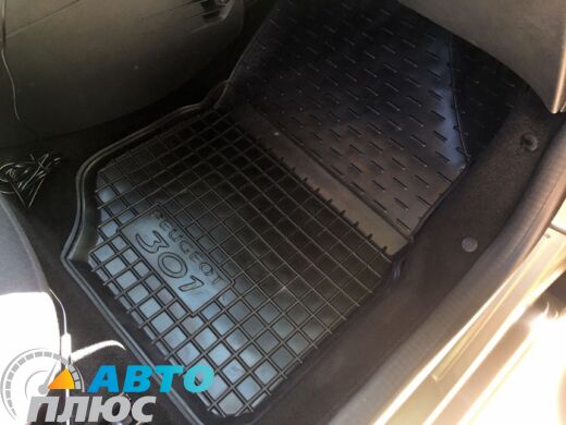 Передние коврики в автомобиль Peugeot 301 2013- (Avto-Gumm)