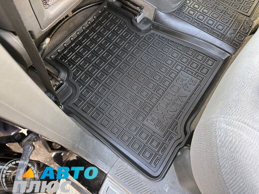 Автомобільні килимки в салон Hyundai Santa Fe 2000-2006 (AVTO-Gumm)