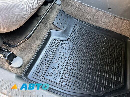 Автомобільні килимки в салон Hyundai Santa Fe 2000-2006 (AVTO-Gumm)