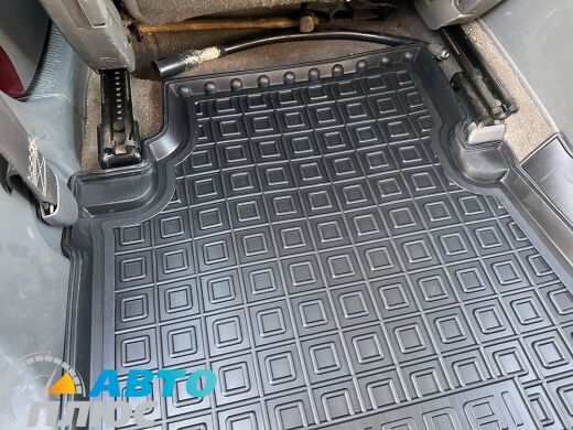 Автомобільні килимки в салон Hyundai Santa Fe 2000-2006 (AVTO-Gumm)