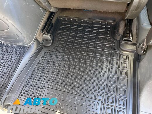 Автомобільні килимки в салон Hyundai Santa Fe 2000-2006 (AVTO-Gumm)