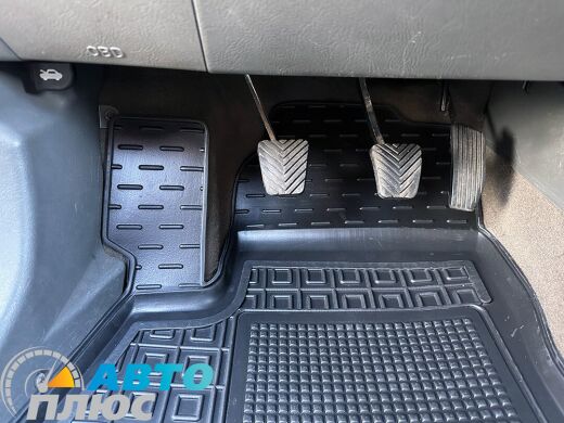 Автомобільні килимки в салон Hyundai Santa Fe 2000-2006 (AVTO-Gumm)