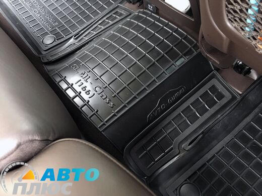 Автомобильные коврики в салон Mercedes GL (X166) 12-/GLS 14- (7 мест) (Avto-Gumm)