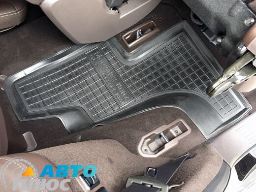 Автомобильные коврики в салон Mercedes GL (X166) 12-/GLS 14- (7 мест) (Avto-Gumm)
